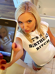 IKnowThatGirl.com - Taylor Profile Image